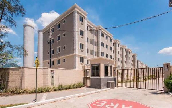 Apartamento no Cond Parque Riversul
