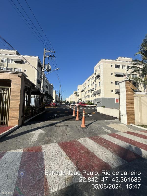 Apartamento no Cond Recanto do Beija Flor