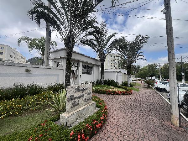 Apartamento no Park Riviera do Sol