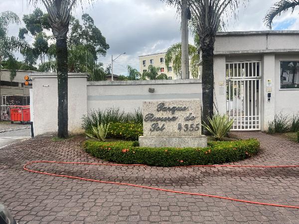 Apartamento no Park Riviera do Sol