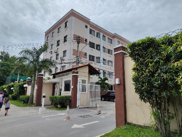 Apartamento no Res Recanto do Tingui