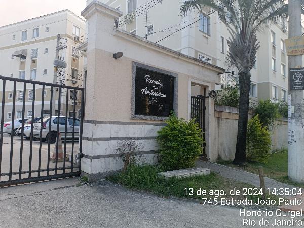 Apartamento no Cond Recanto das Andorinhas