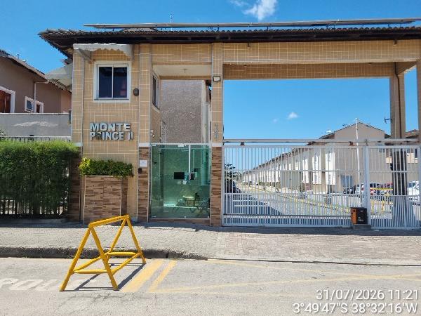 Casa no Cond Village Monte Prince Ii