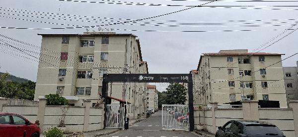 Apartamento no Cond Rio Vida Res Clube Iii