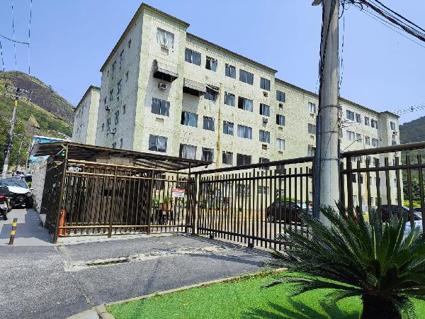 Apartamento no Res Recanto do Sol