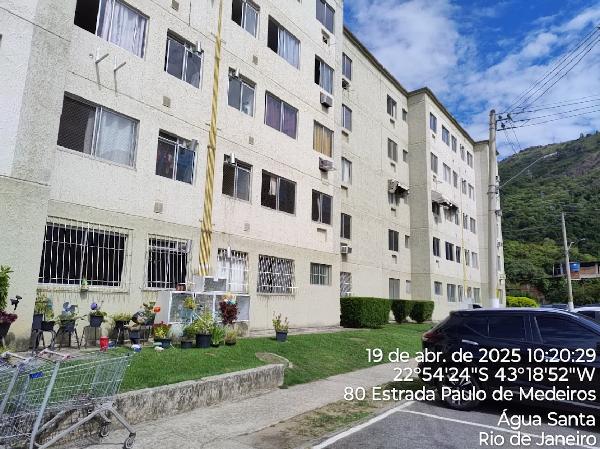 Apartamento no Res Recanto do Sol