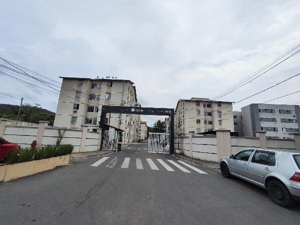 Apartamento no Cond Rio Vida Res Clube Iii