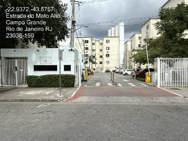 Apartamento no Cond Reserva das Arvores I
