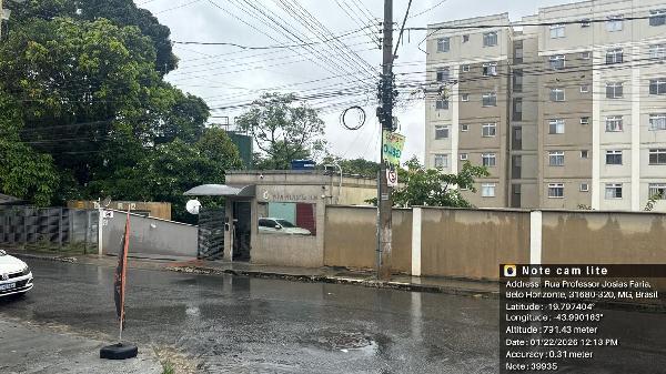 Apartamento no Cond Res Ville Hungria