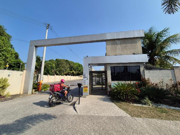 Apartamento no Res Pq Riviera Tropical