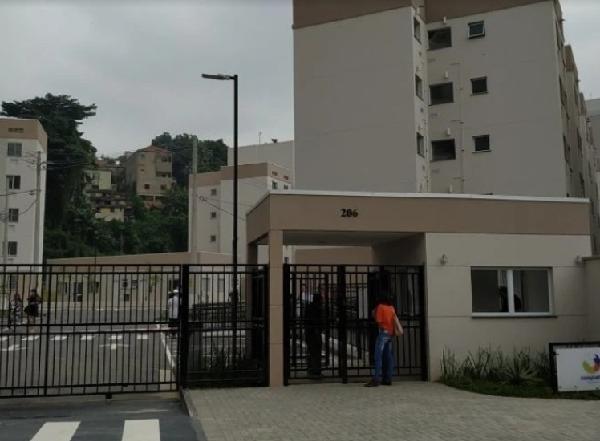 Apartamento no Sampaio
