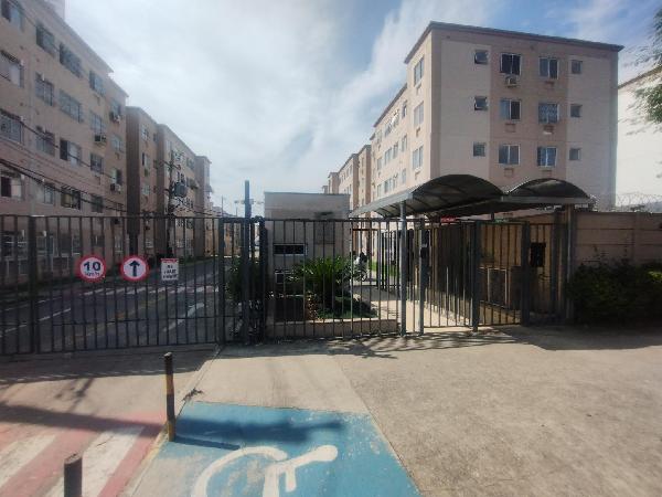 Apartamento no Cond Res Rio do Ouro Ii