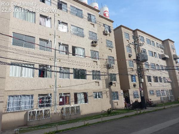 Apartamento no Cond Res Rio do Ouro Ii