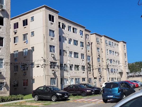 Apartamento no Cond Res Rio do Ouro Ii