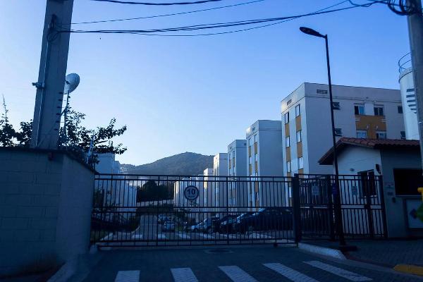 Apartamento no Cond Res Meu Lar Cantareira