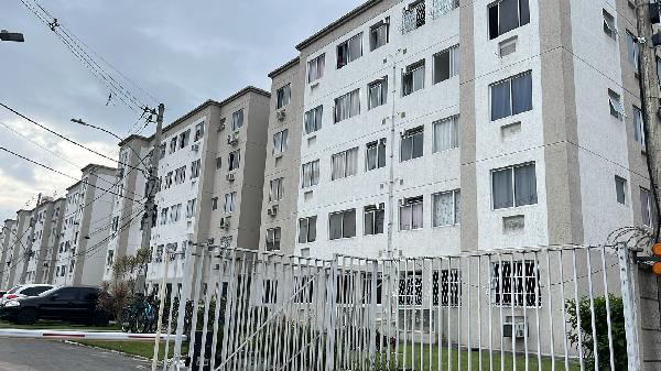 Apartamento no Res Pq Rio Maravilha V