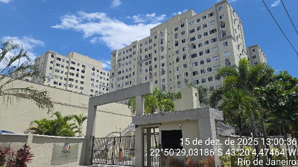 Apartamento no Colégio