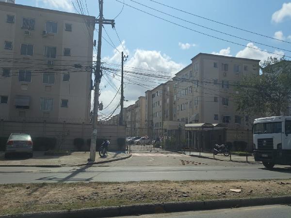 Apartamento no Cond Res Rio do Ouro Ii