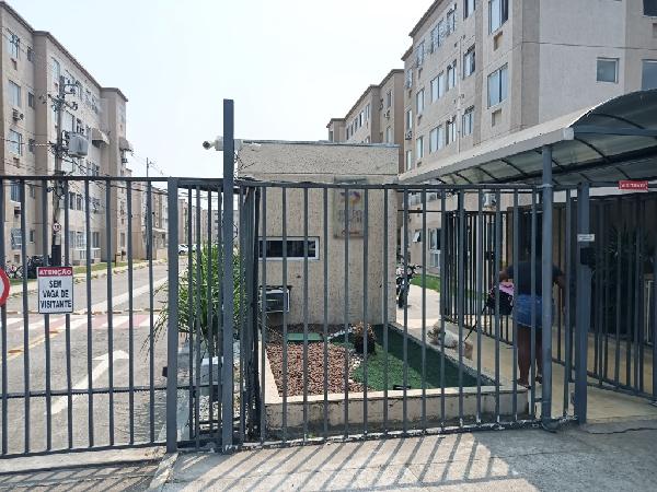 Apartamento no Cond Res Rio do Ouro Ii