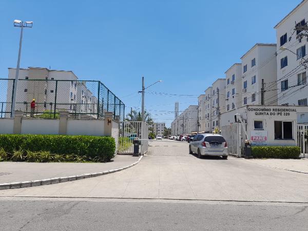 Apartamento no Cond Res Quinta do Ipe
