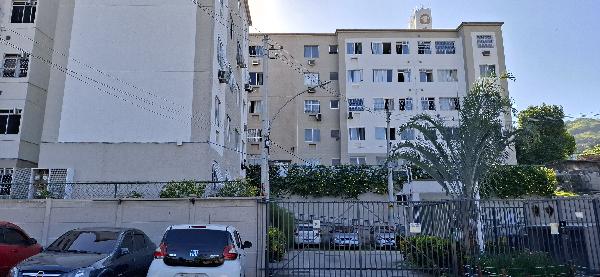 Apartamento no Cond Res Parque Central