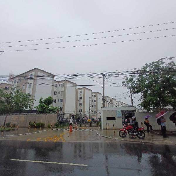 Apartamento no Res Rio do Ouro I