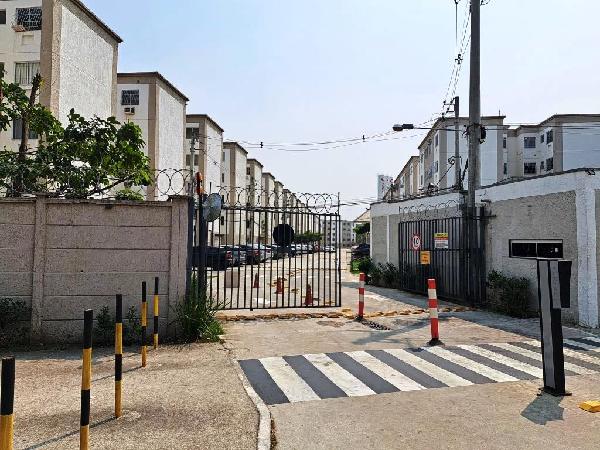 Apartamento no Res Rio do Ouro I