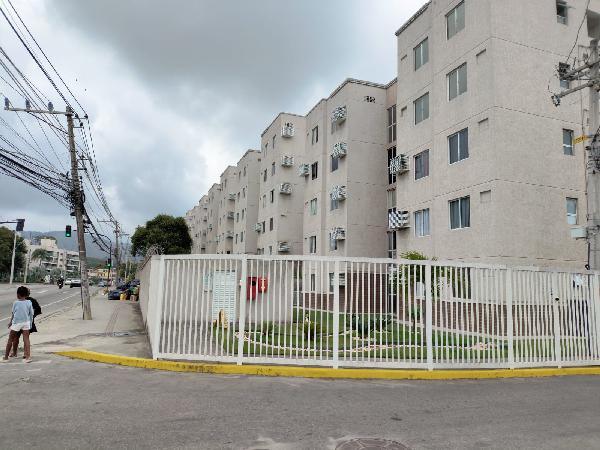 Apartamento no Condominio Parque Vile Campo Grande