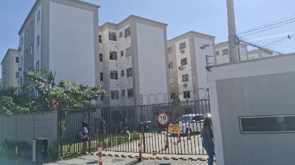 Apartamento no Res Rio do Ouro I