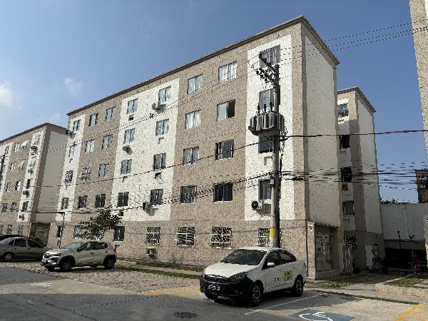 Apartamento no Res Rio do Ouro I