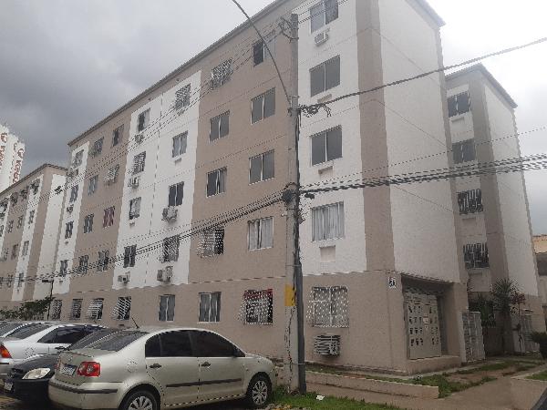 Apartamento no Res Rio do Ouro I
