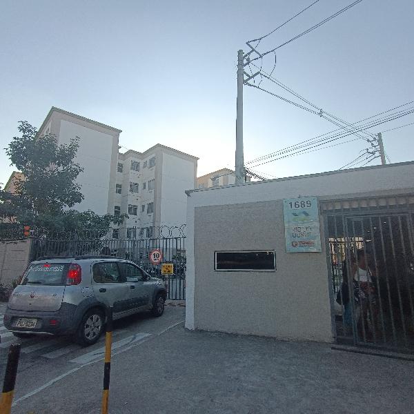 Apartamento no Res Rio do Ouro I