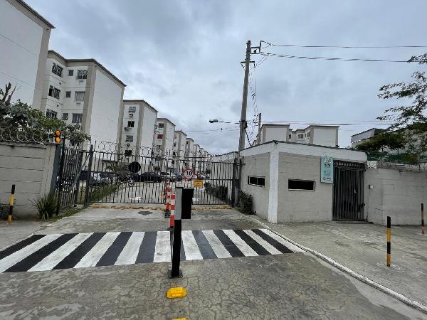 Apartamento no Res Rio do Ouro I