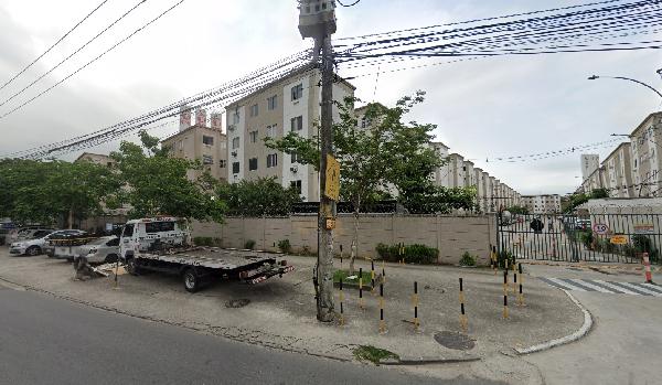 Apartamento no Res Rio do Ouro I