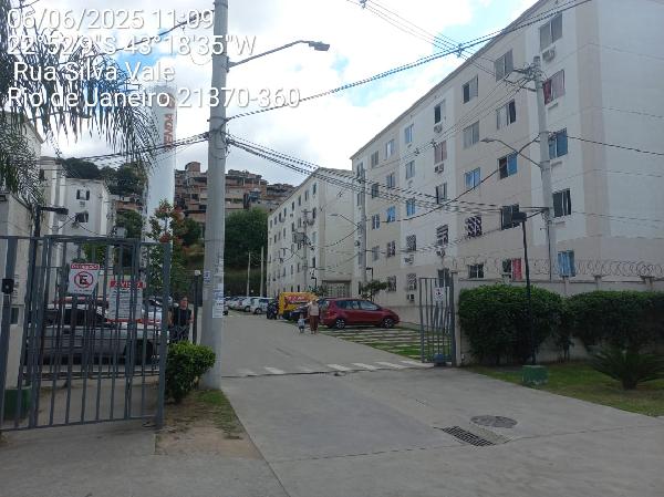 Apartamento no Cond Vale das Flores