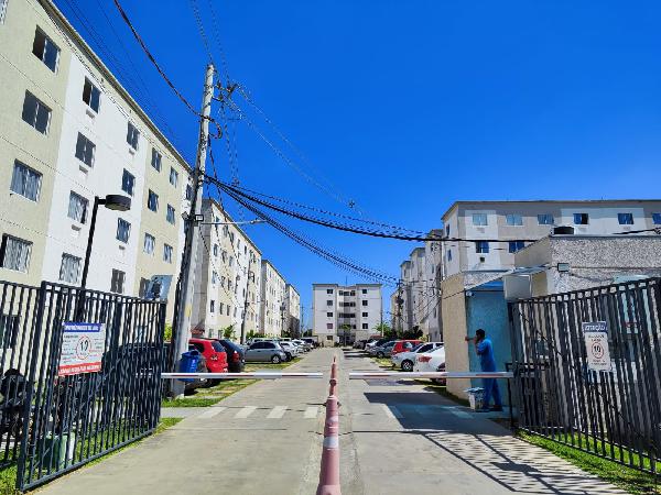 Apartamento no Jardim dos Lirios I