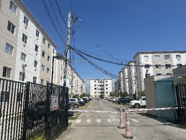 Apartamento no Jardim dos Lirios I