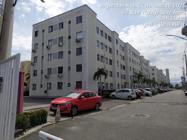 Apartamento no Pq Recanto da Colina