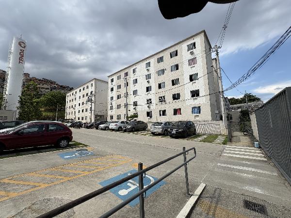 Apartamento no Cond Vale das Flores