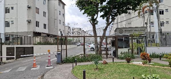 Apartamento no Grand Villagio