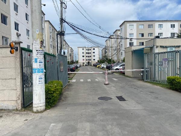 Apartamento no Res Jd dos Lirios I
