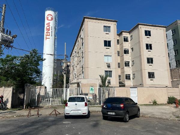 Apartamento no Cond Esmeralda Ville