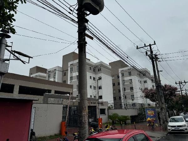 Apartamento no Res Multifamiliar