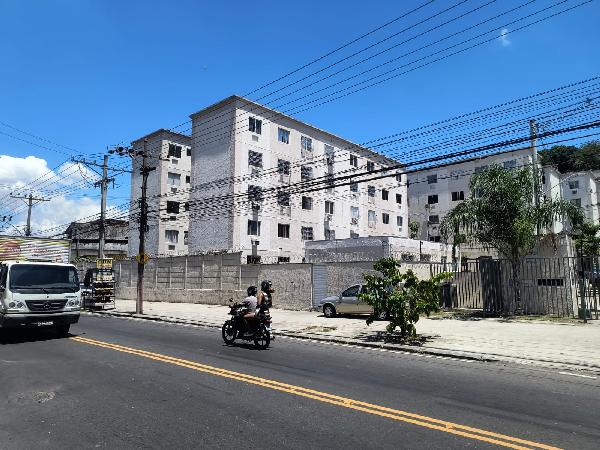 Apartamento no Cond Vale das Flores