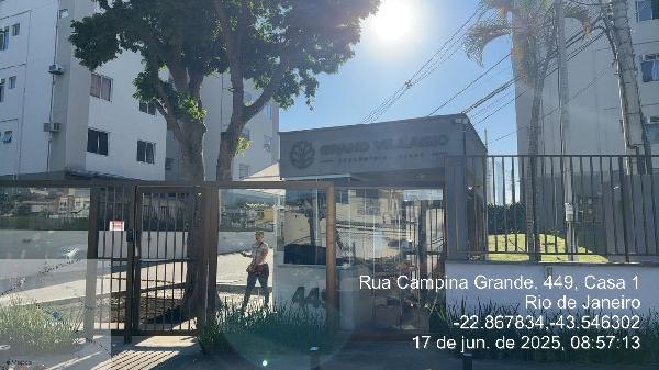 Apartamento no Grand Villagio