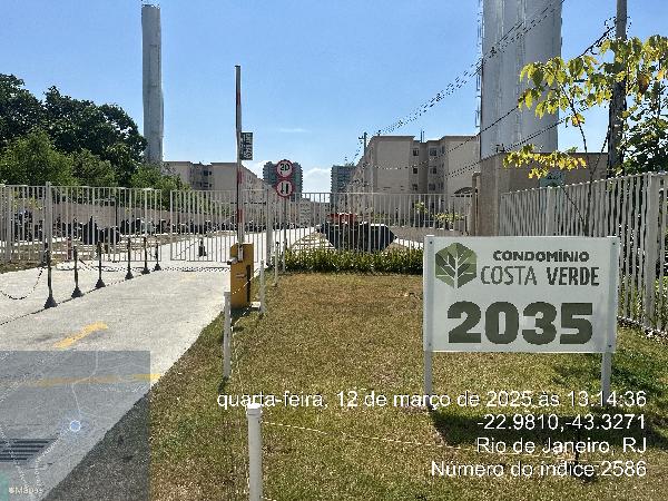 Apartamento no Cond Costa Verde