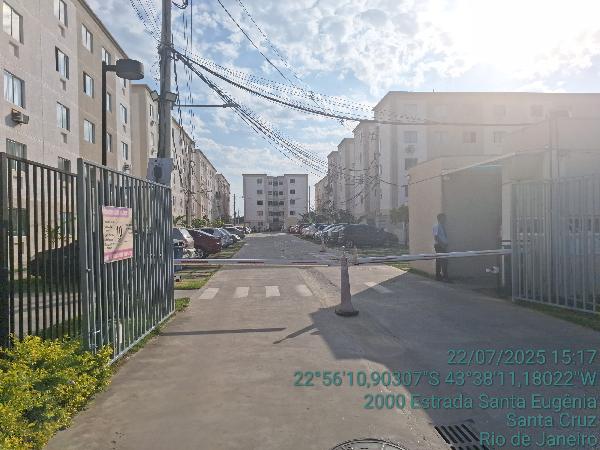 Apartamento no Jardim dos Lirios I