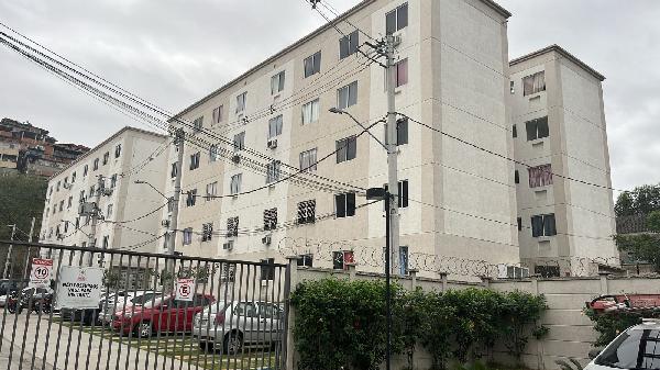 Apartamento no Cond Vale das Flores