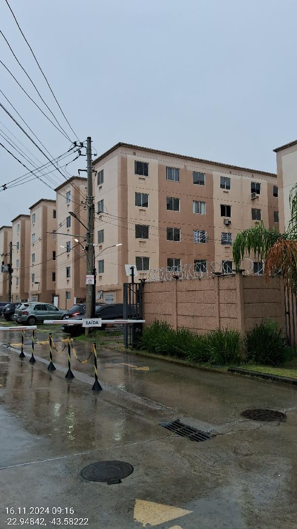 Apartamento no Cond Reserva do Parque I