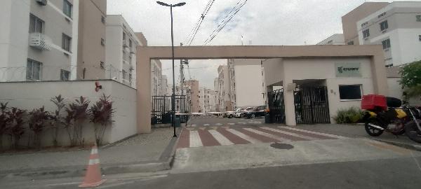 Apartamento no Res Comp Pq Brito